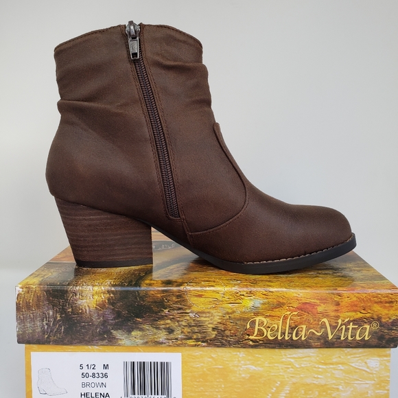 Bella Vita Helena Booties New in Box - Picture 3 of 7